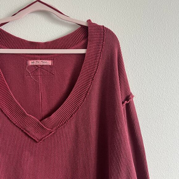 Free People Asher Thermal Oversized V-Neck Stolen Kiss Sweater M Boho Chic Cozy - Picture 3 of 7